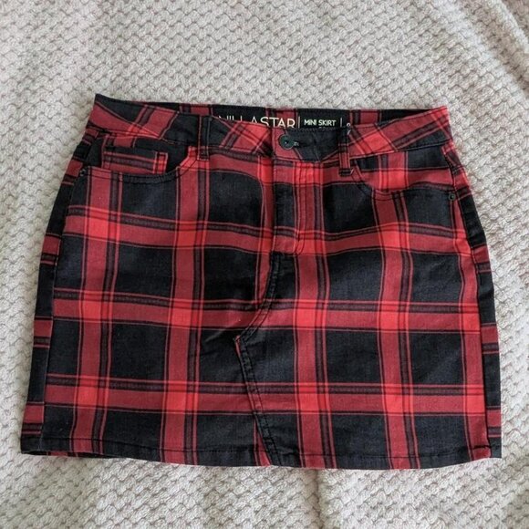 Black and red plaid Vanilla Star mini skirt - Picture 2 of 5